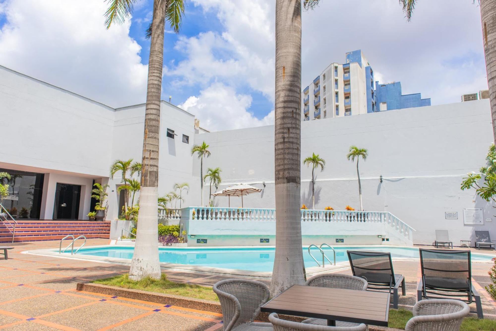 Hotel Faranda Express Puerta Del Sol Barranquilla, A Member Of Radisson Individuals Барранкілья Екстер'єр фото